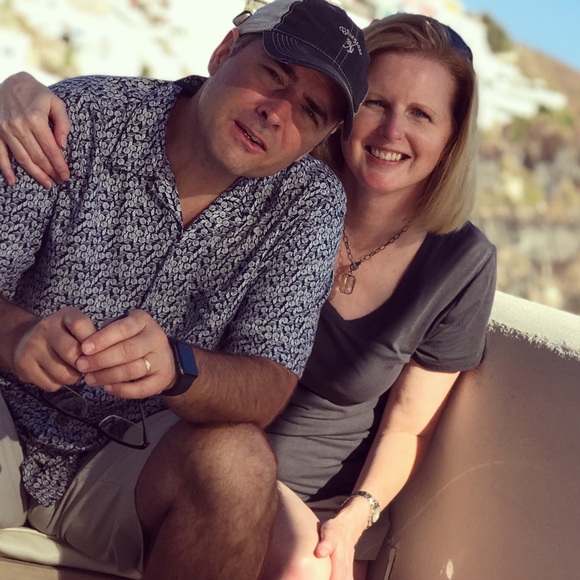 Meet your Posher, April - Picture 2 of 4